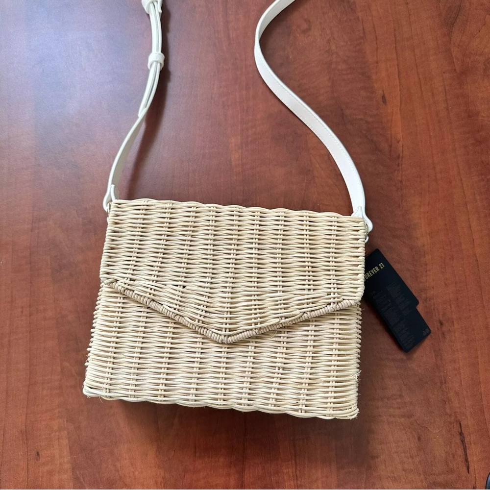 Forever 21 Wicker Faux Leather Straw Summer Bag Crossbody Shoulder Bag NWT